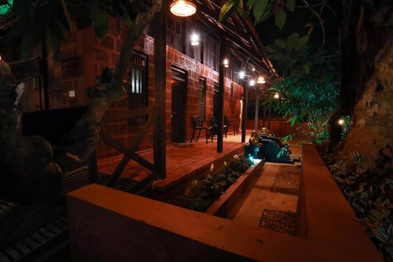 Greens Tree House & Wood House 술탄 바테리 외부 사진